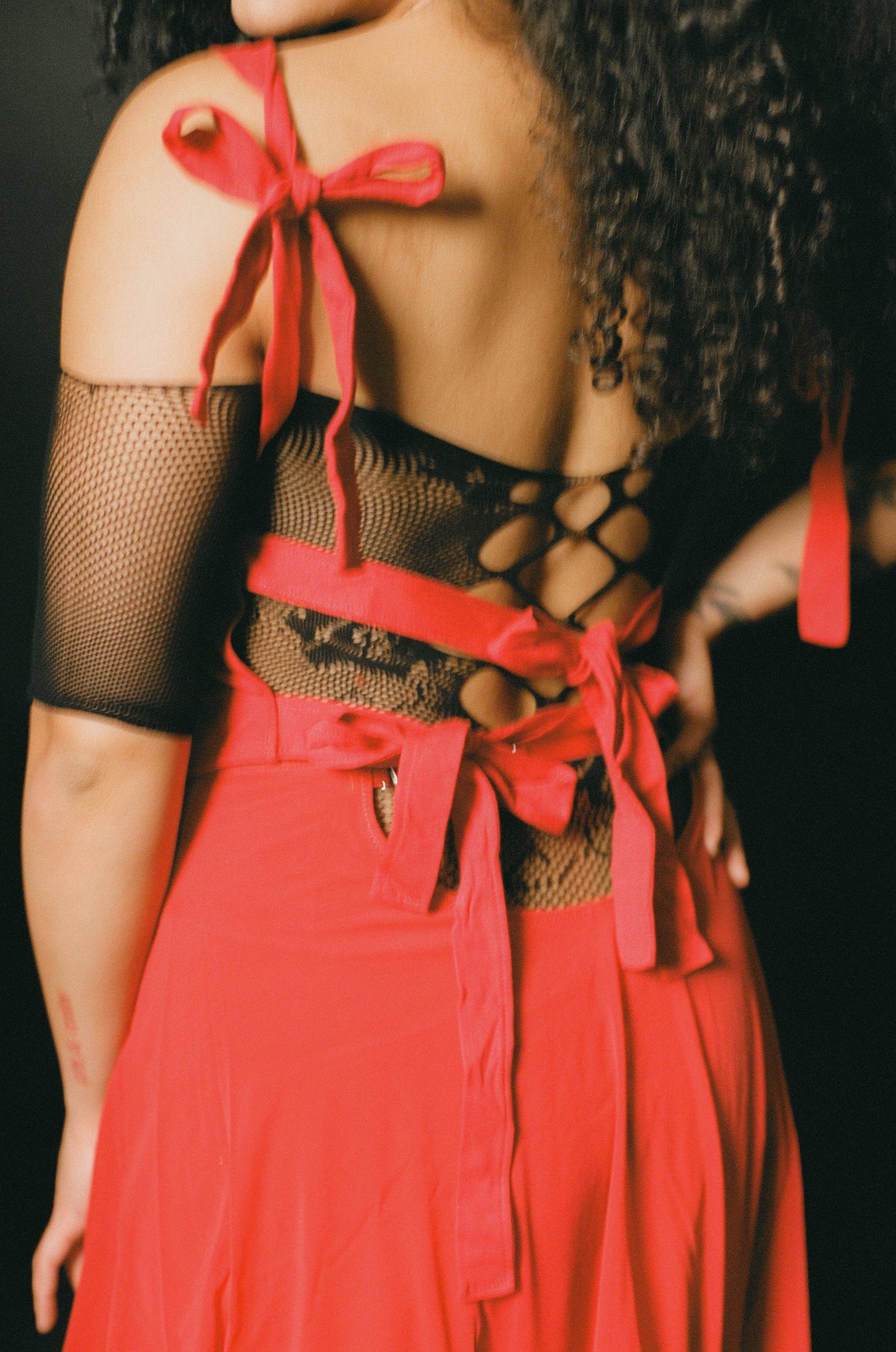 Lovefool Heart Cutout Bow Top In Red