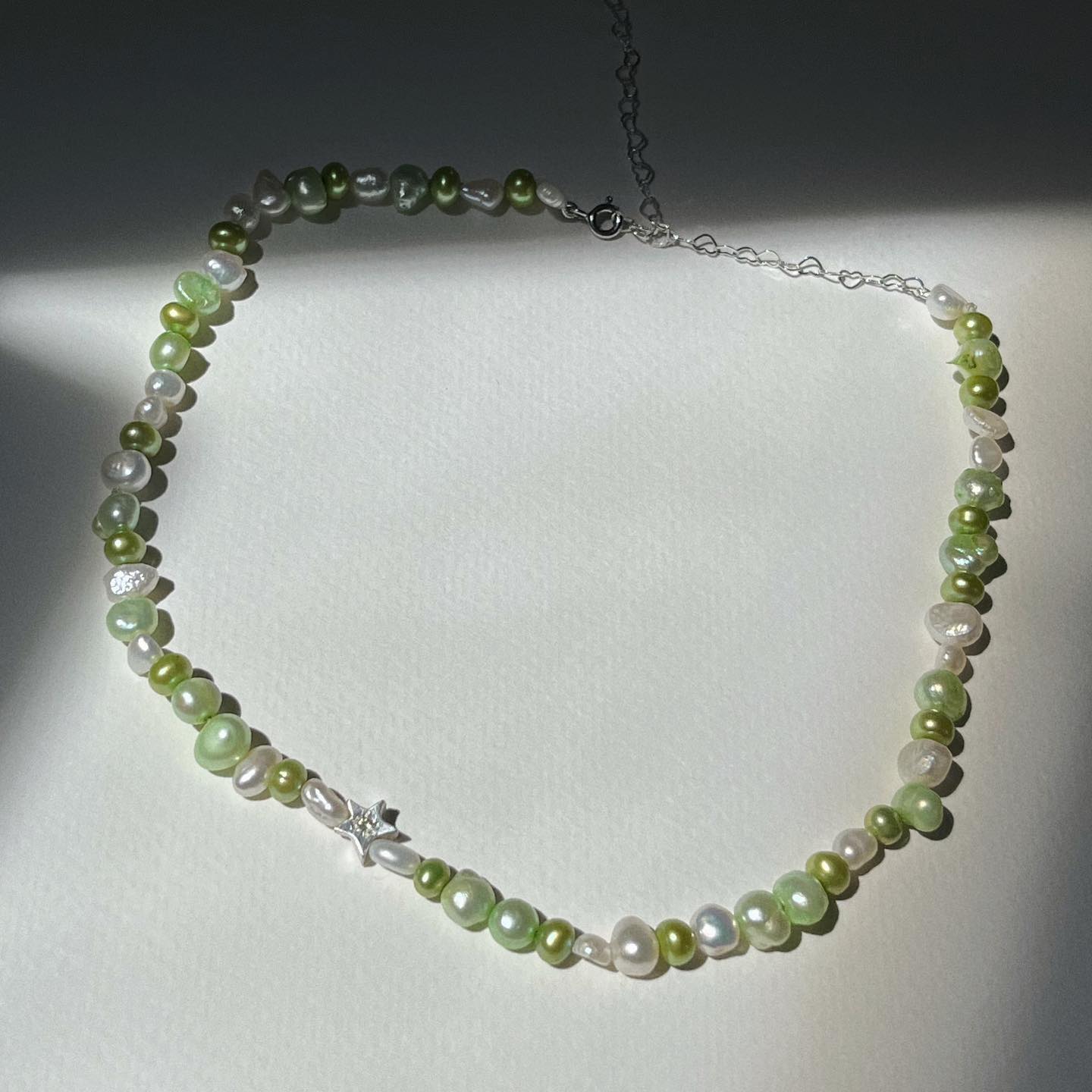Dumb Bitch Pearl Choker