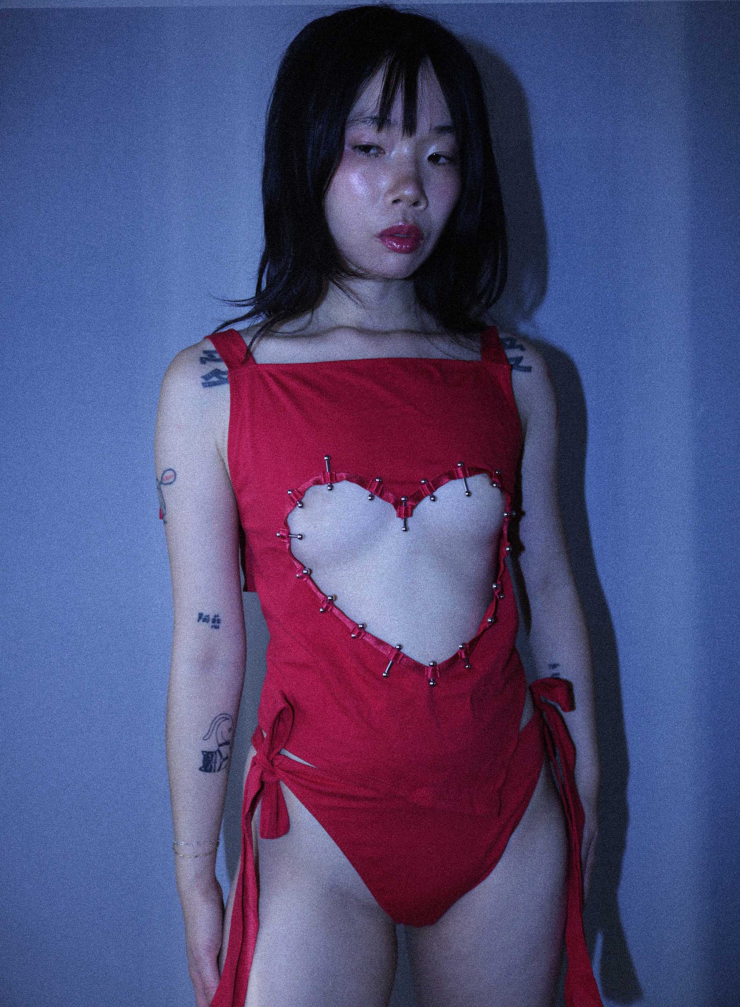 Lovefool Heart Cutout Bow Top In Red