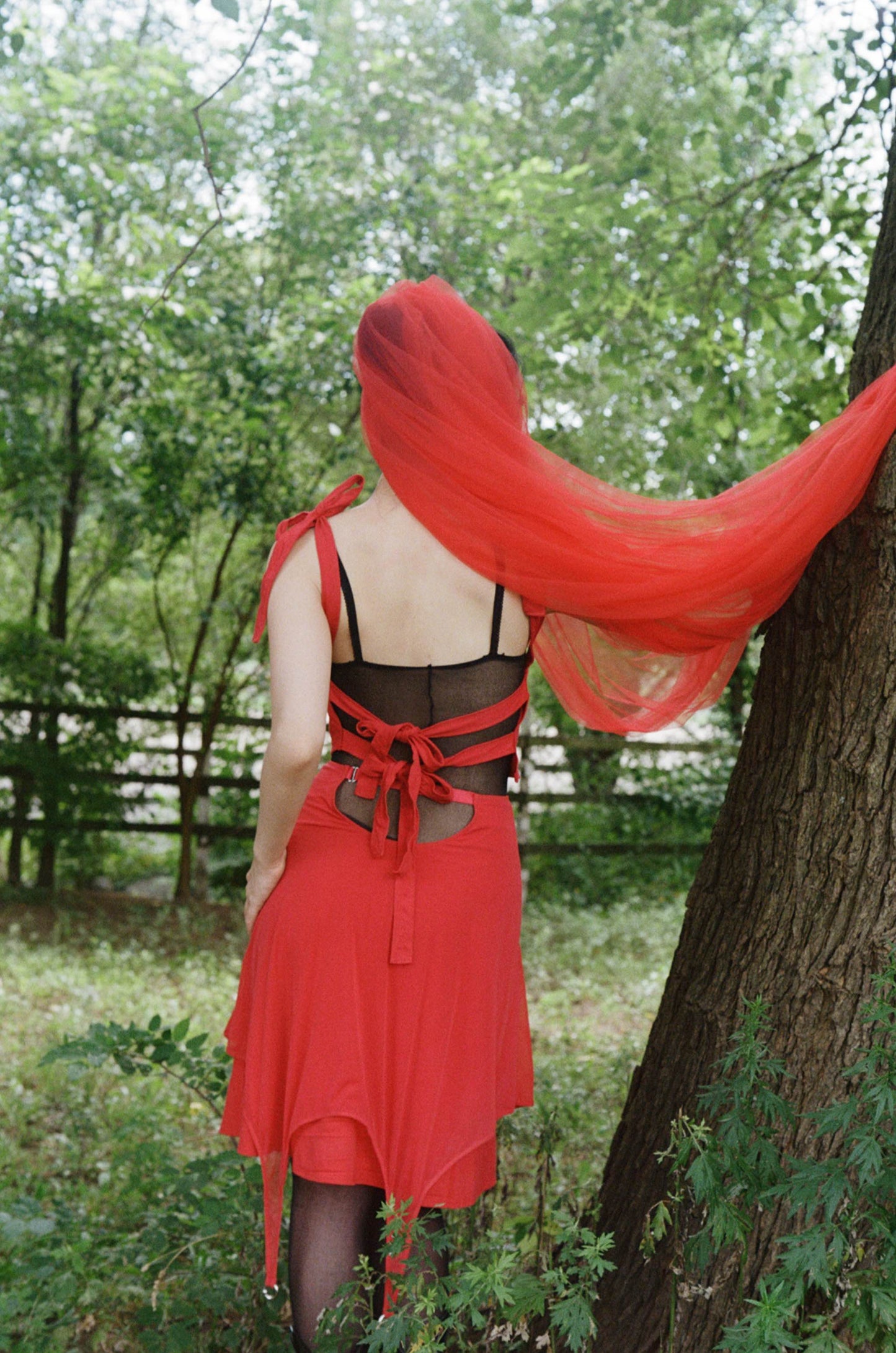 Lovefool Heart Cutout Bow Top In Red